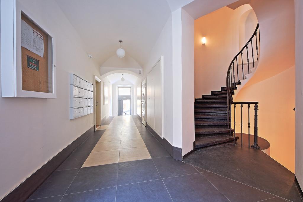 Hollareum Apartment Prag