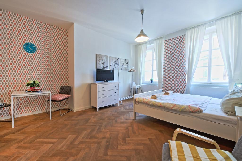Hollareum Apartment