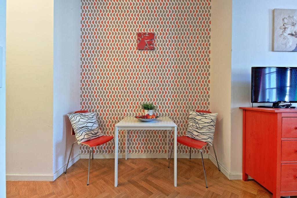 Hollareum Apartment *